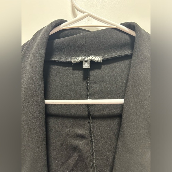 Size 2X Never Worn Fashion Nova Pantsuit - Picture 4 of 8